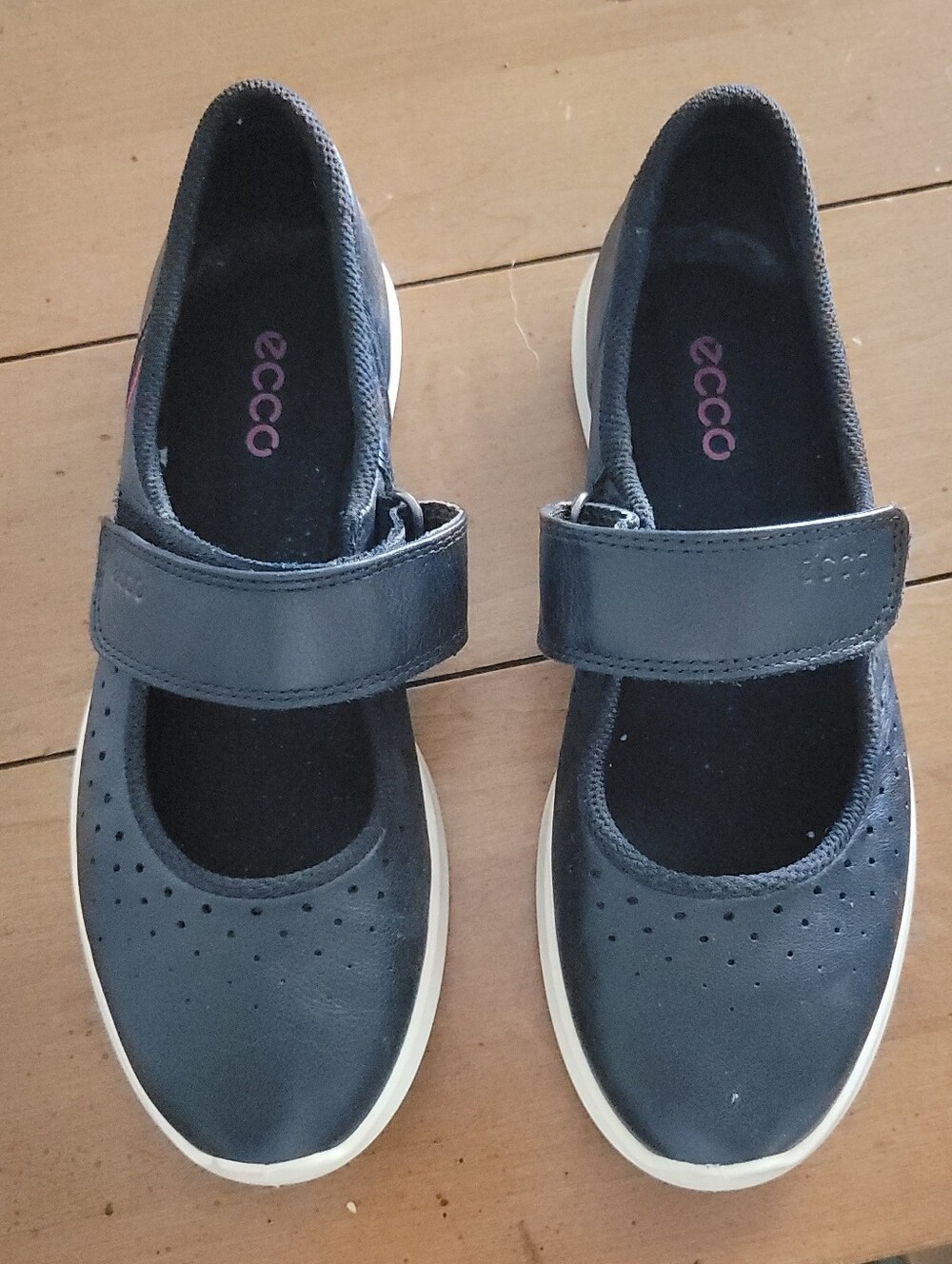 Ecco Sence Womens Black Shoe Size 37 (6-6 1/2)